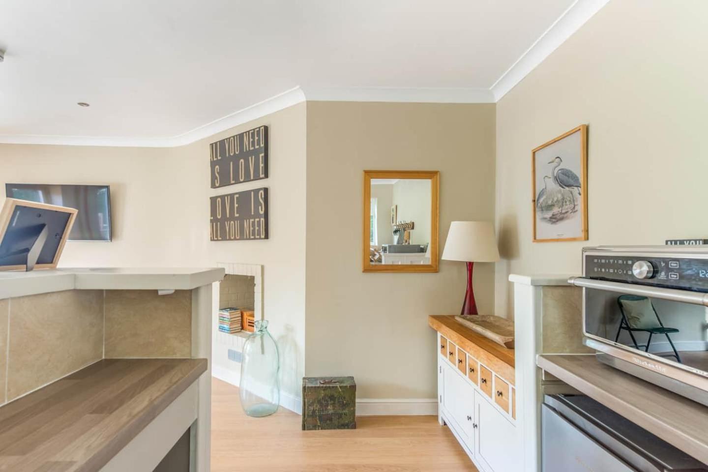 Granby Estate The Old Pool House Apartment Bradford-On-Avon Ngoại thất bức ảnh